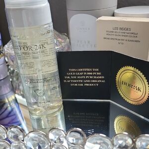 D'Or Skincare Clear Gel Cleanser with Gold Leaf Accents and Black Certificate